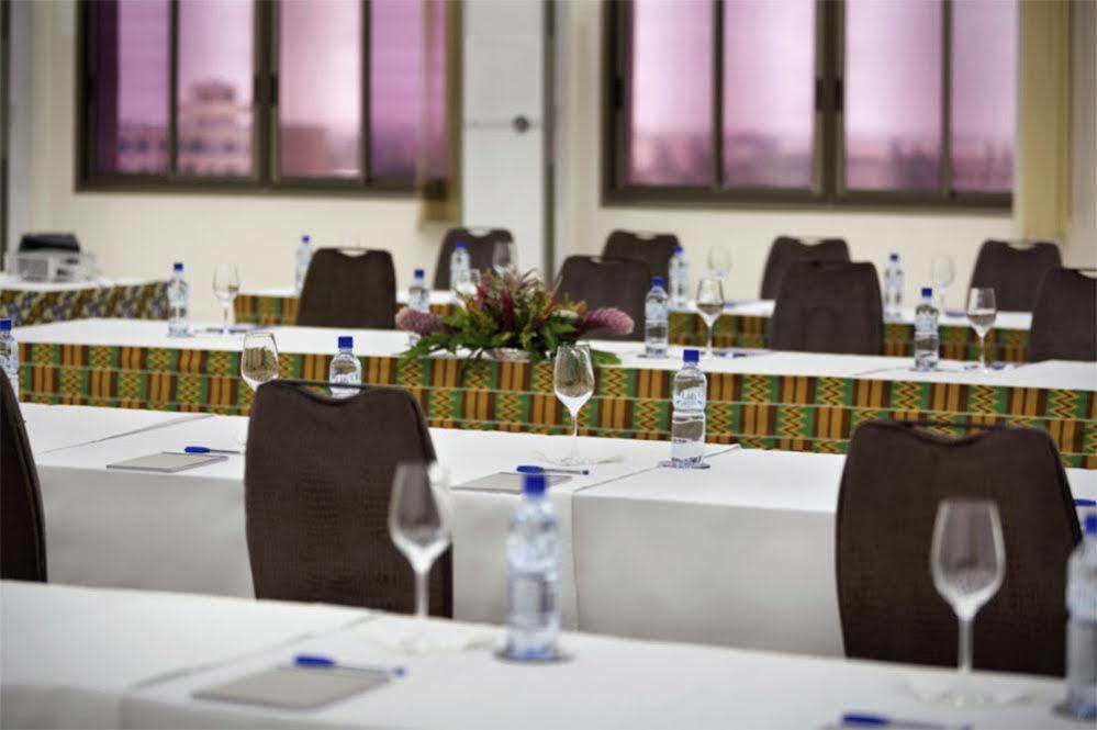 Bravia Hotel Ouagadougou Bagian luar foto