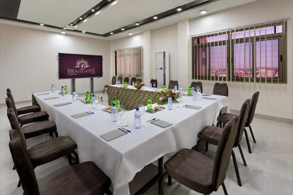 Bravia Hotel Ouagadougou Bagian luar foto