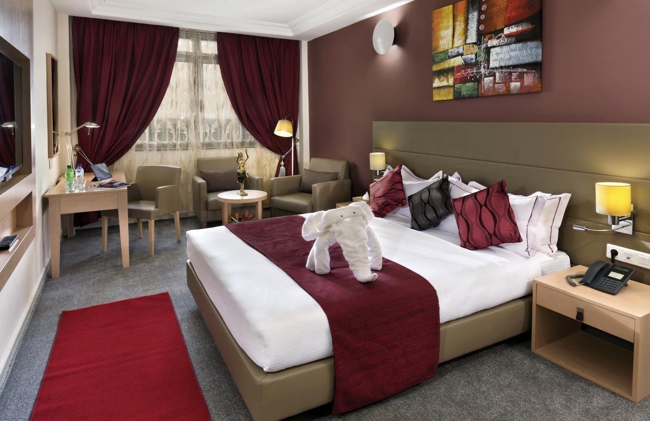 Bravia Hotel Ouagadougou Bagian luar foto